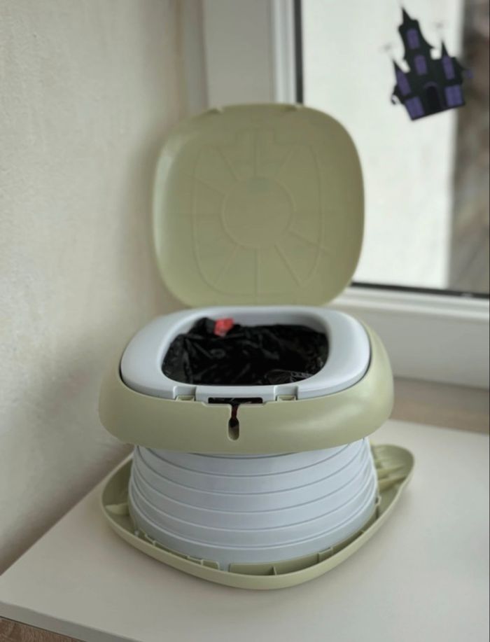 Lot pour l’apprentissage de la propreté - pot badabulle - pot de transport - réducteur pour toilette - photo numéro 3