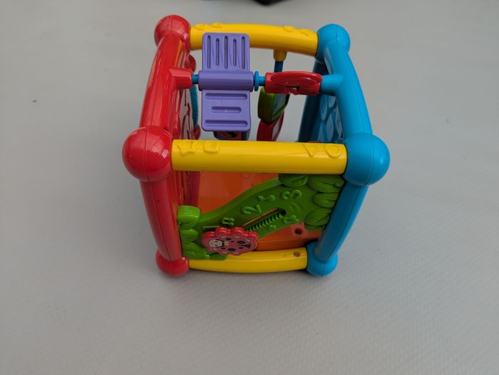 Cube d'éveil VTech - photo numéro 4
