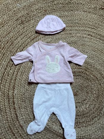 Tenu de naissance bébé fille
