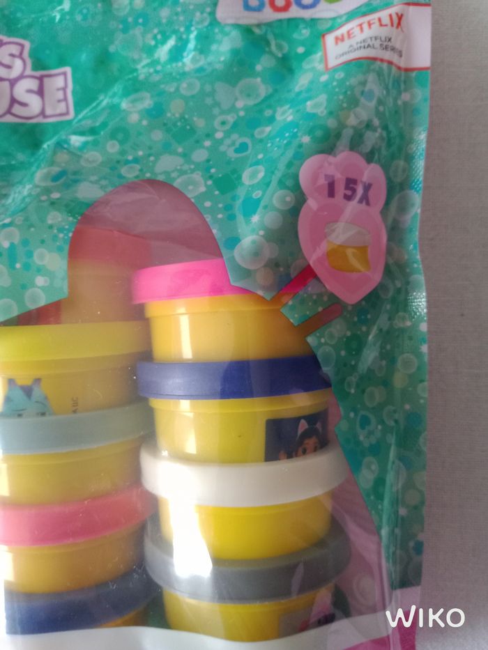 Paquet de 15 pots de pâtes à modeler gabby chat - photo numéro 2