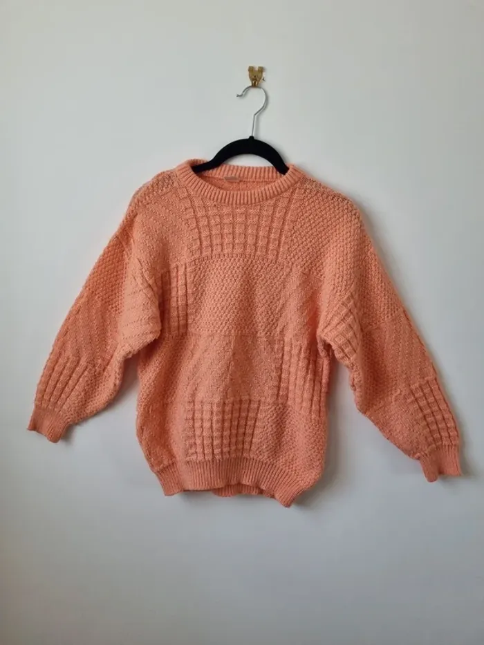 Pull over tricoté rose saumon vintage - photo numéro 5