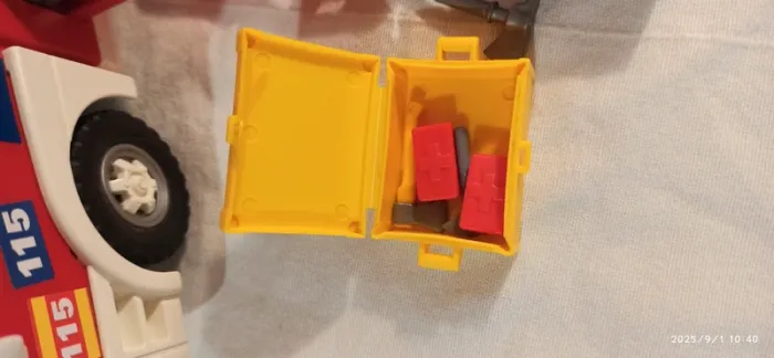 Camion de pompiers lumineux playmobil - photo numéro 3