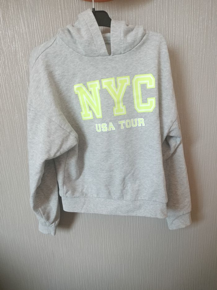 Sweat a capuche taille xs