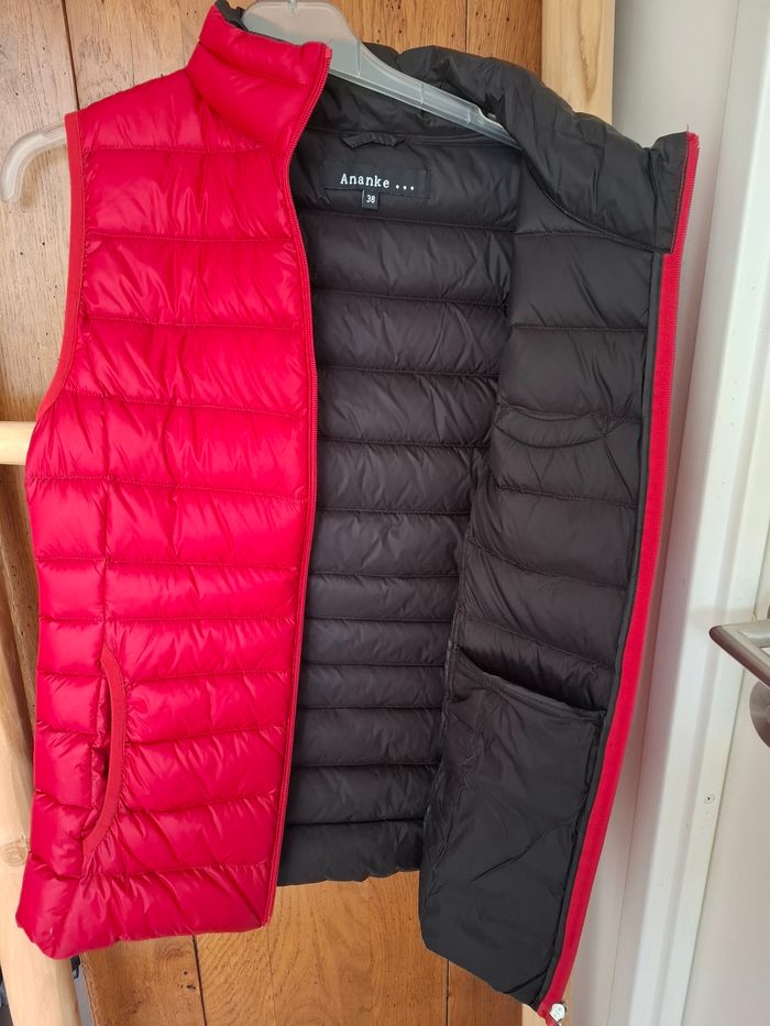 Veste sans manche rouge - photo numéro 3