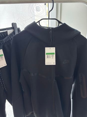Ensemble Nike tech fleece 