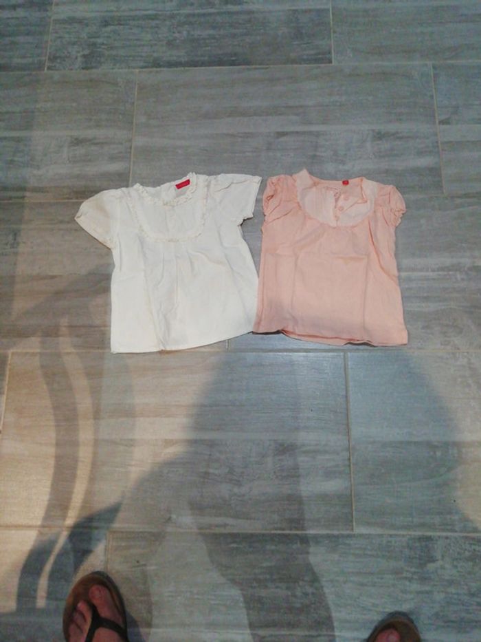 2 Hauts manches courtes 12 mois fille