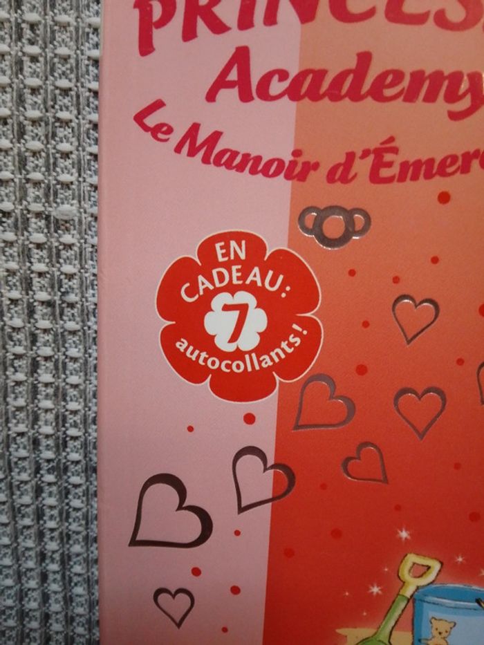 Princesse Léa et le trésor de l'hippocampe/ serie Princesse Académie T.31 - Bibliothèque rose - photo numéro 8