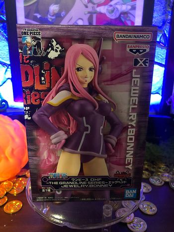 One piece - The grandline series Egg Head Jewelry Bonney