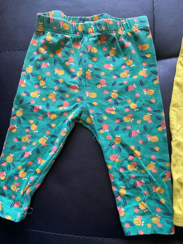 Lot de 2 pantalons vert et jaune - photo numéro 2