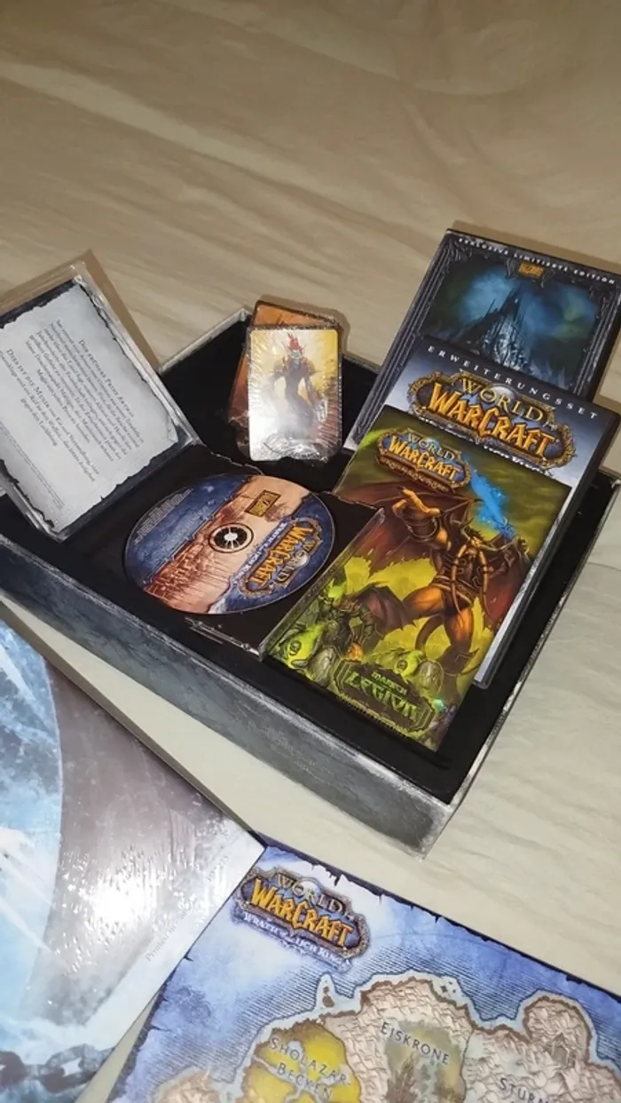 Coffret complet world of warcraft wrath of the lich king - photo numéro 8