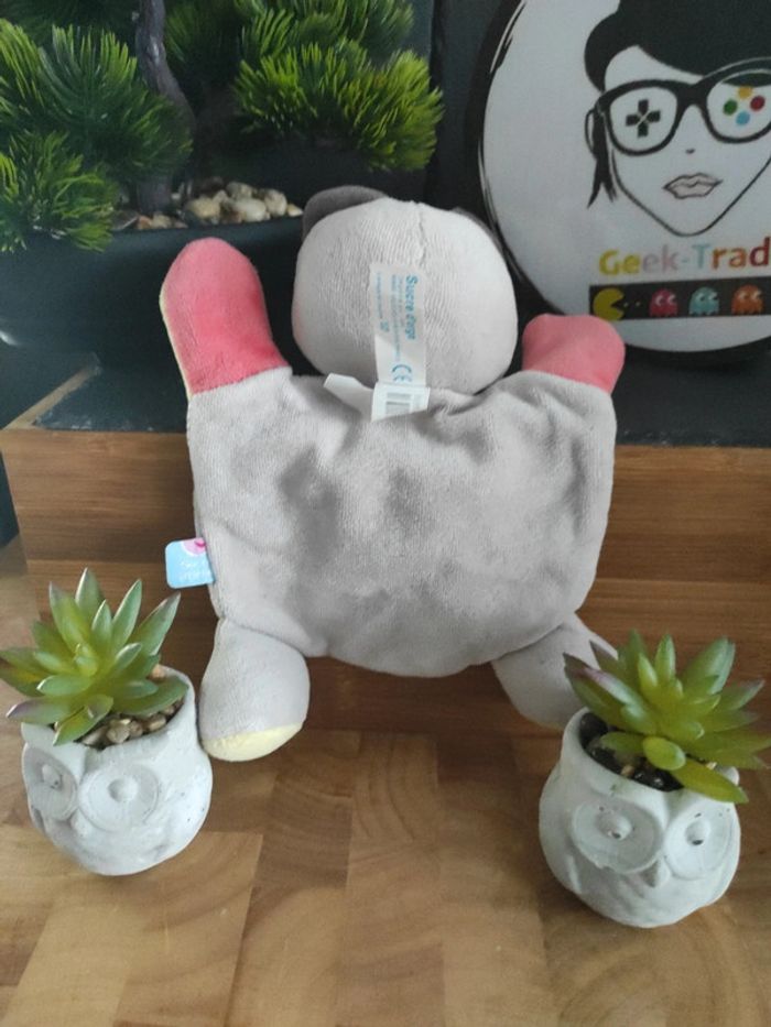 Doudou Raton Laveur Gris Sucre D'orge plat mouchoir #geektradedoudou - photo numéro 2