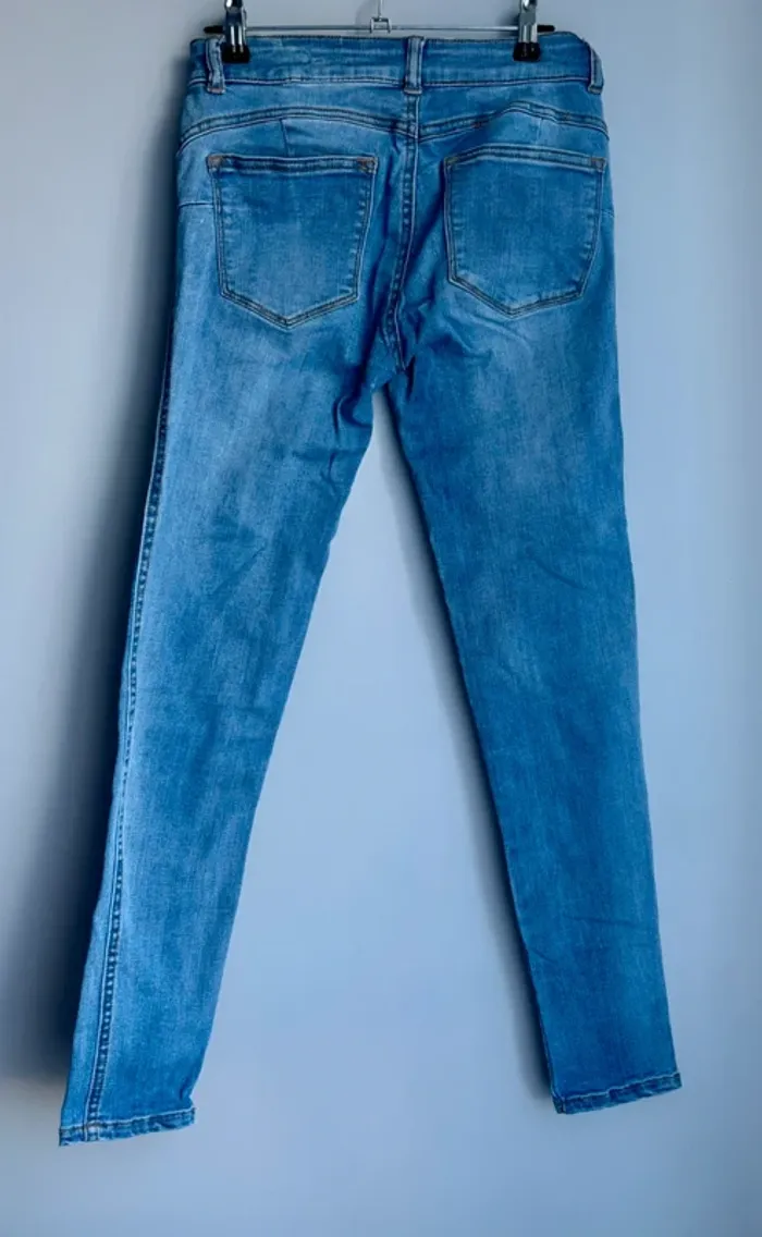 pull and bear jean bleu skinny taille 36 regarder toutes les photos et mesures - photo numéro 5