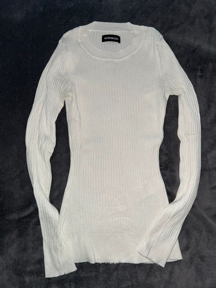 Pull blanc