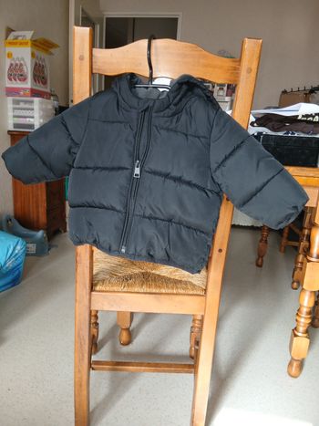 Doudoune à capuche  noir 