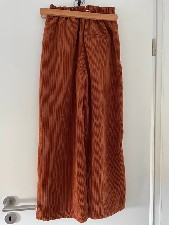 Pantalon large velours berschka XS - photo numéro 2