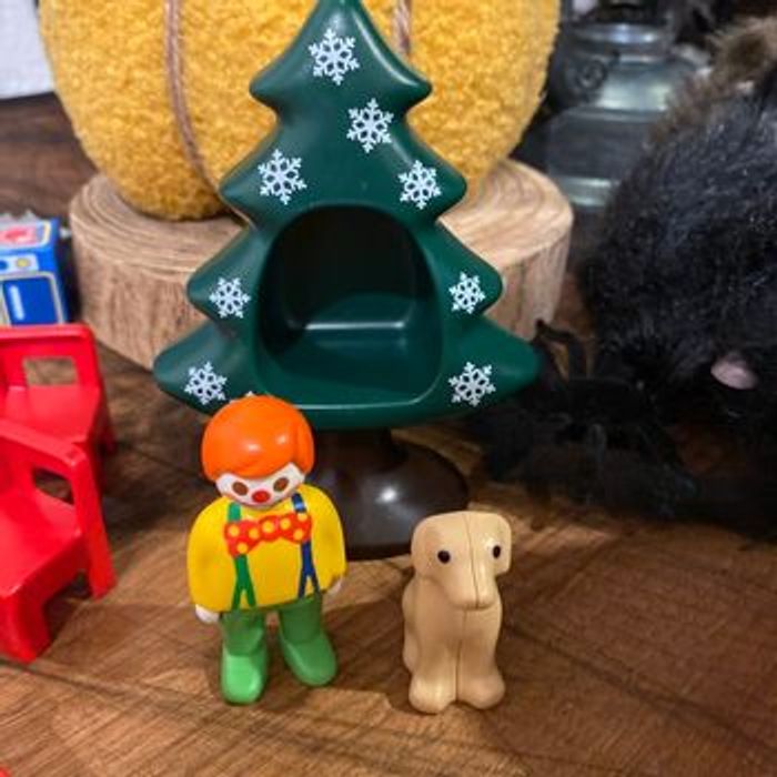 Lot 123 meubles et personnages - photo numéro 5