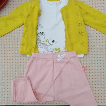 Jolie ensemble d'été bébé fille