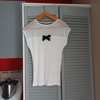 Tee shirt sans manche