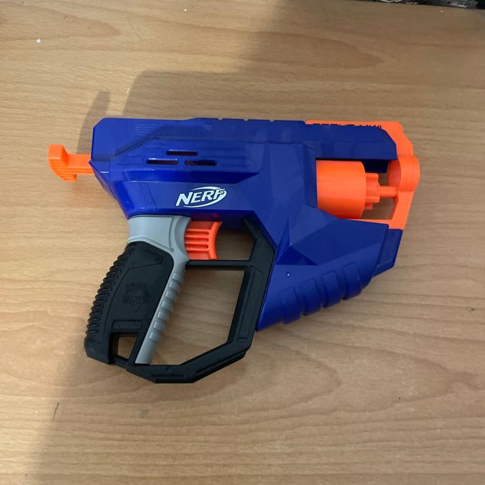 Pistolet nerf - photo numéro 2