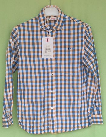 Chemise Neuve taille 10 ans