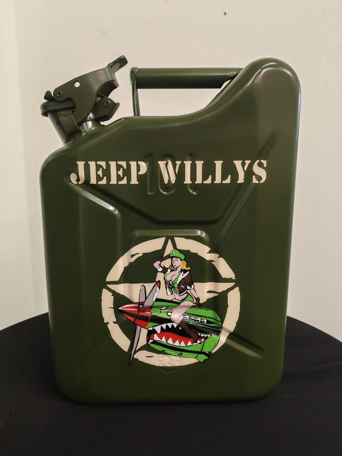 Jerrican d'essence décorative jeep willys - photo numéro 4