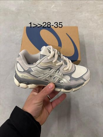Asics gel nyc gris beige enfants 34