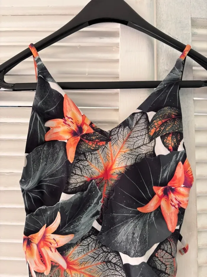 Bikini une pièce - photo numéro 3