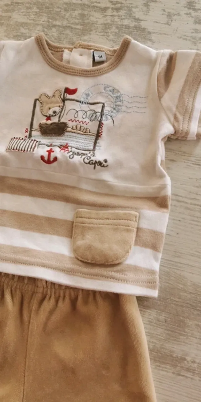 Ensemble t-shirt et short - 1 mois - photo numéro 2