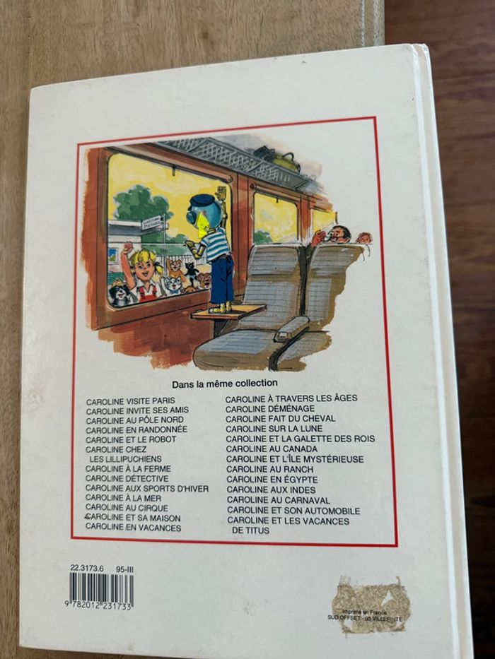 Bon état Hachette jeunesse pierre probst livré Caroline et les vacances de Titus robot - photo numéro 2