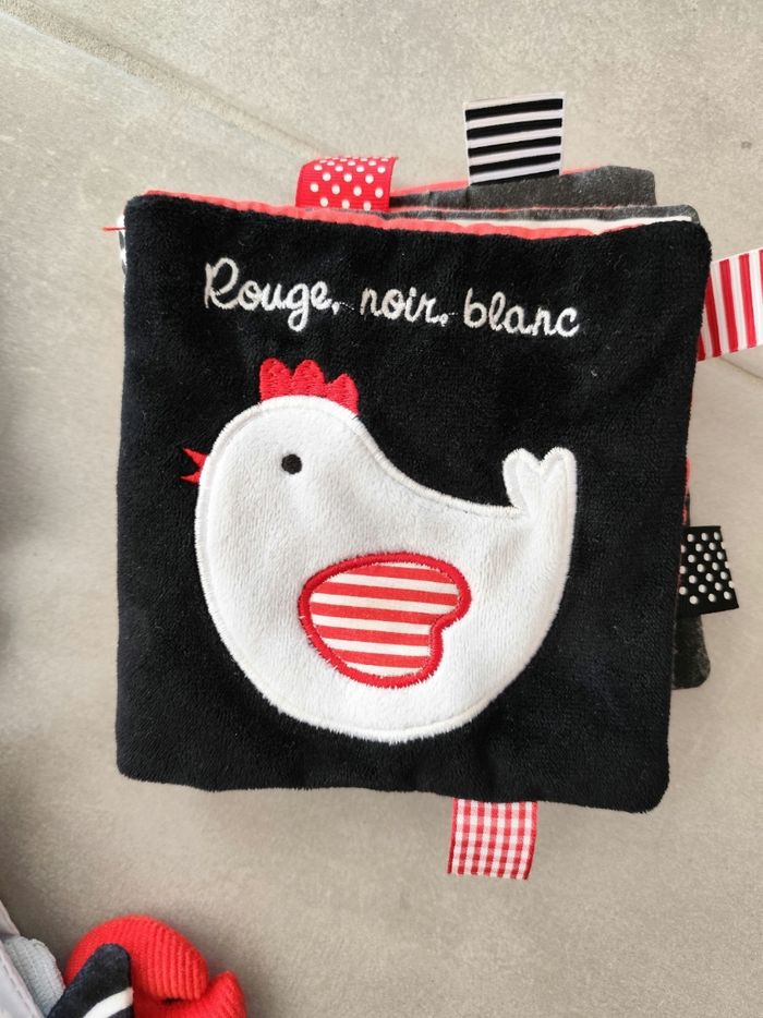 Livre tissu et jeux - photo numéro 4