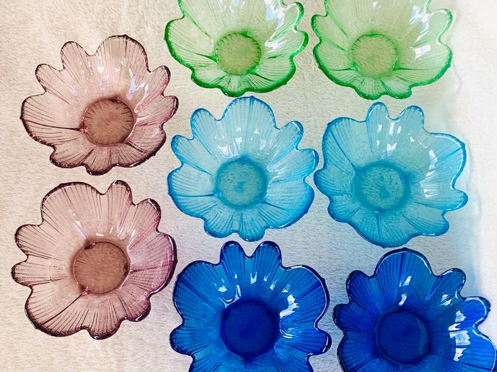 Lot de 8 Coupelles en verre en forme de fleurs - photo numéro 2