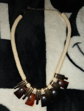 Gros collier