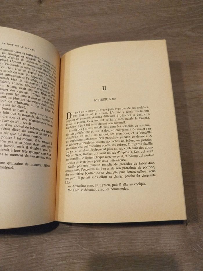 Livre Livre le pont sur le San-Chu - photo numéro 5