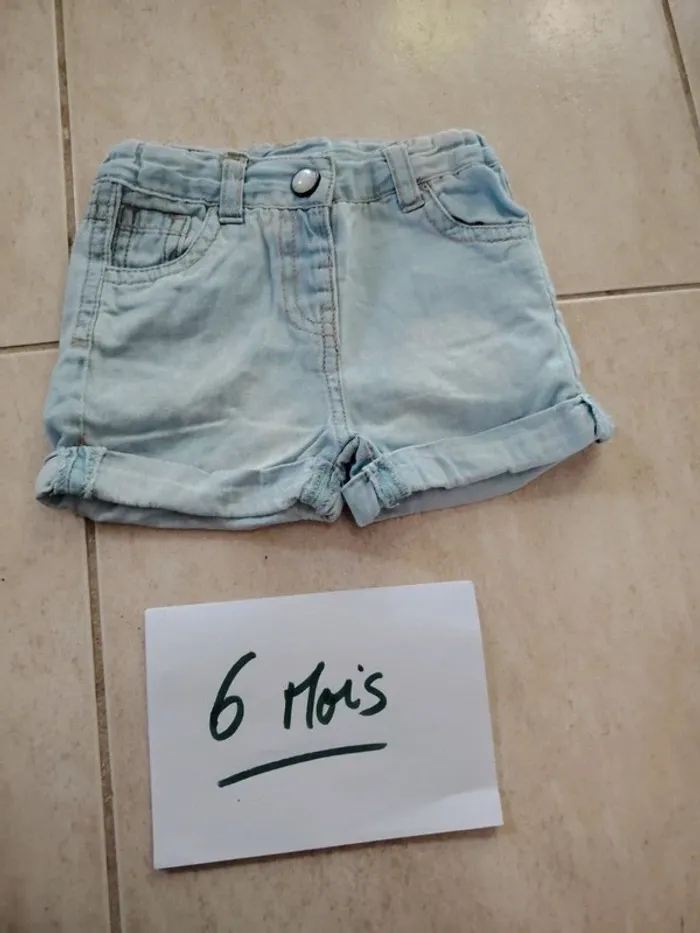 Short bébé