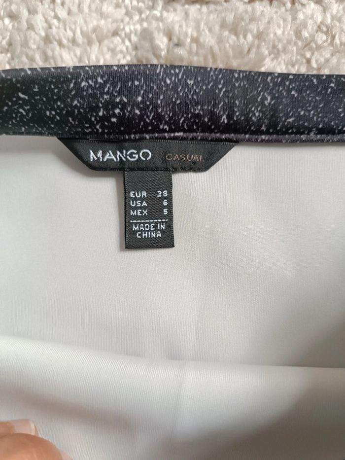Petite jupe évasée Mango 38 très bon état - photo numéro 3