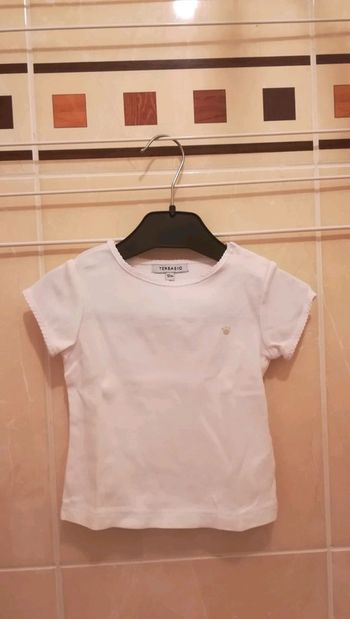 Tee-shirt/Maillot de Corps T12 mois - V92B