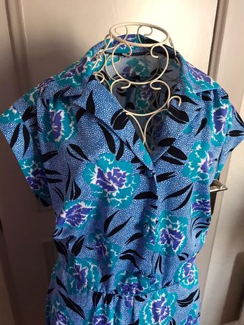 Robe vintage bleu violet noir