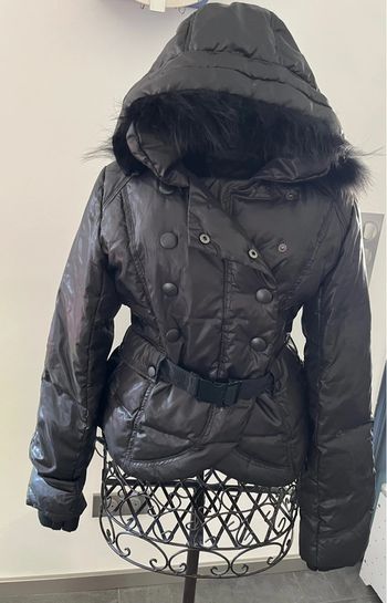 Manteau doudoune noir La fée Maraboutée taille 38