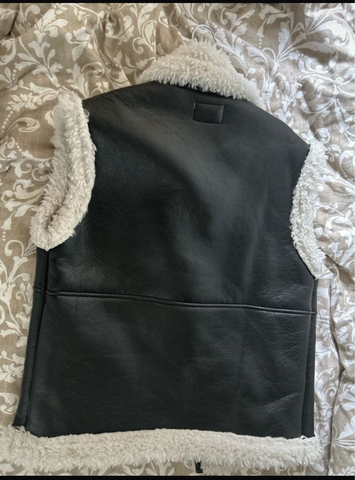 Veste sans manches en fausse fourrure - photo numéro 4