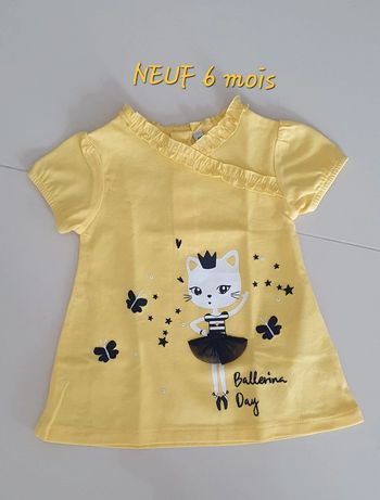 Haut 6 mois fille neuf