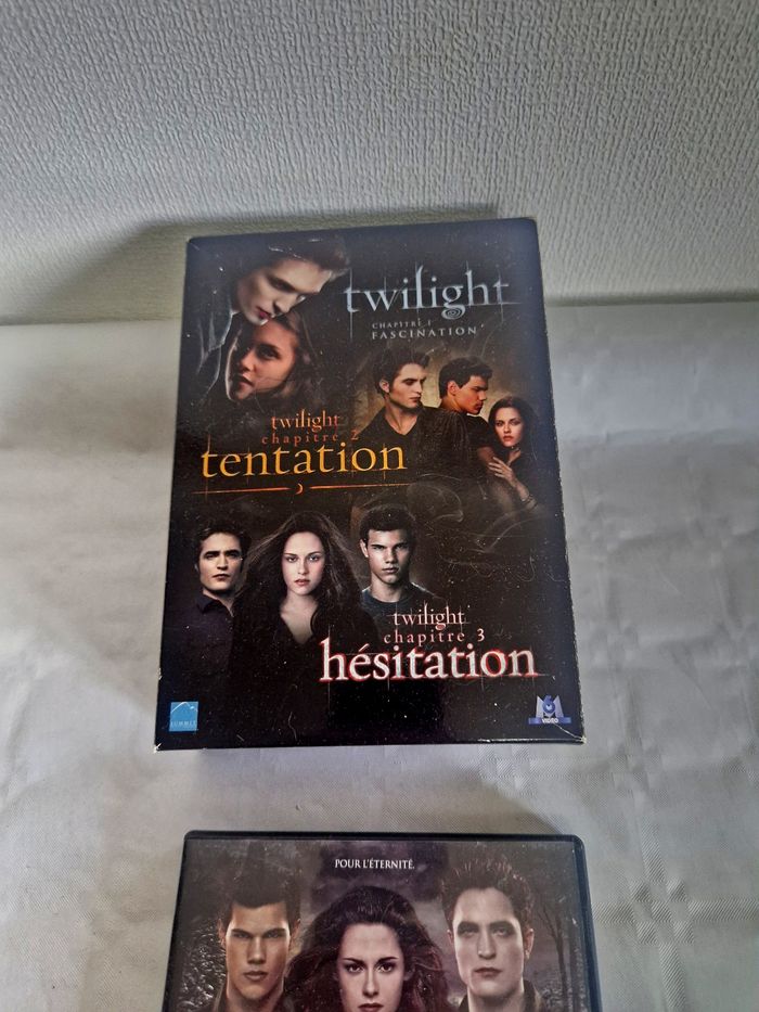 Lot dvd Twilight - photo numéro 3
