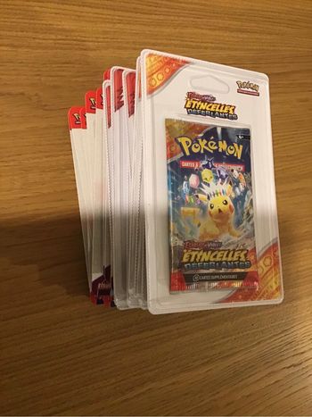 Lot 17 boosters blisters cartes Pokémon artset Étincelles déferlantes rivalités destinées évolutions à paldea