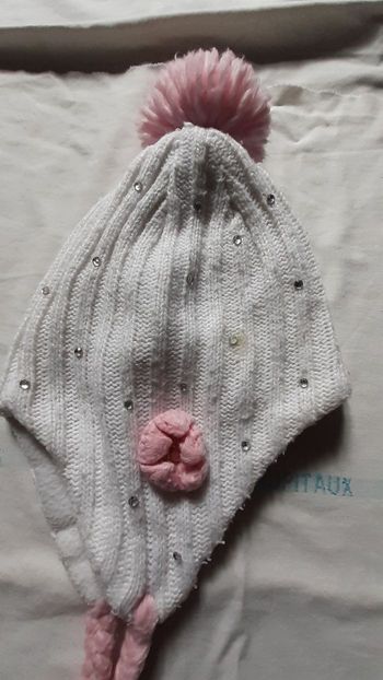 Bonnet péruvien blanc et rose chaud avec strass