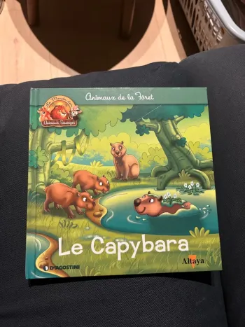 Livre pour enfants altaya le capybara