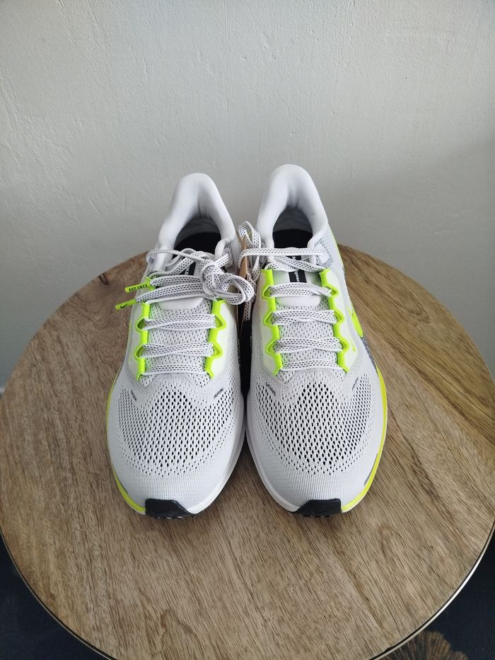 Baskets Nike T39 - photo numéro 5