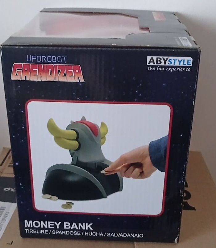 😍idéal Cadeau buste tirelire Goldorak neuf en boite - photo numéro 8