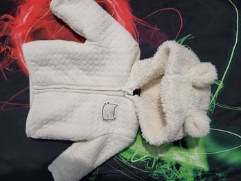 Veste à capuche doublé moumoute 6 mois