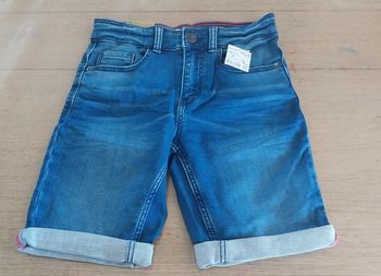 Bermuda garçon 10ans neuf