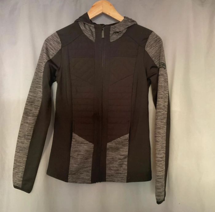 Gilet only play