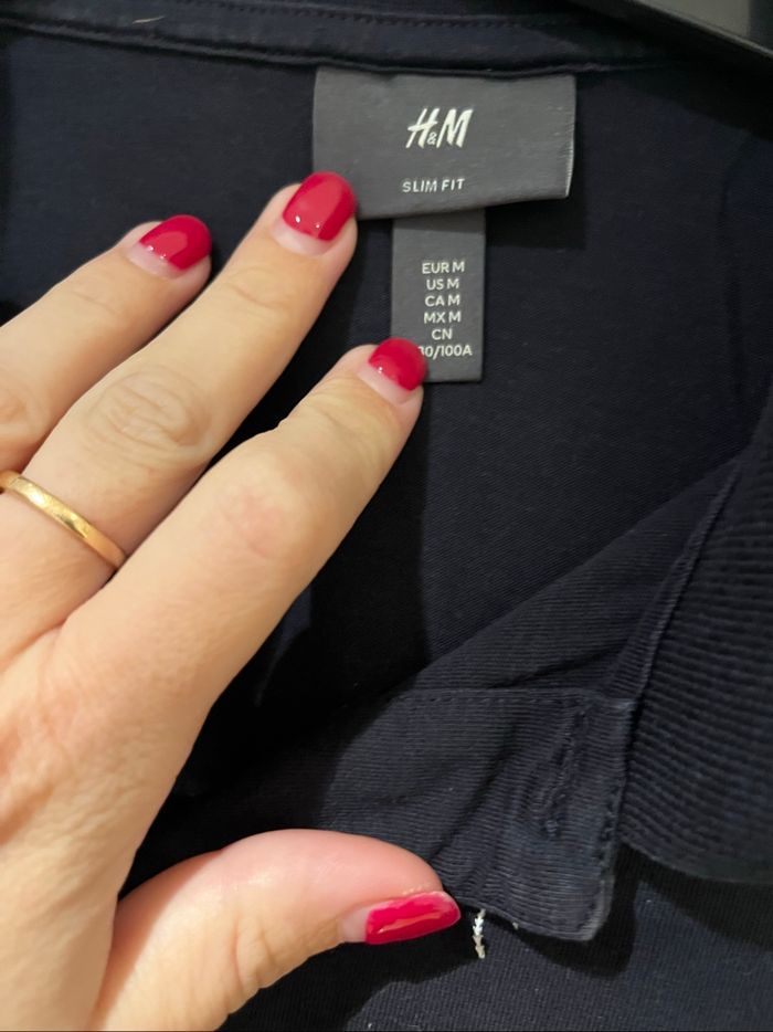 Polo H&M noir palmiers blancs - photo numéro 5